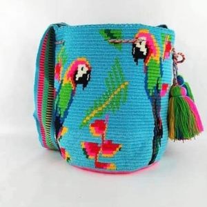 Wayuu parakeet hand knitted bag